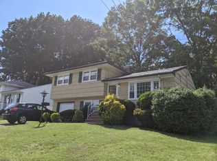 396 Foxwood Rd, Union, NJ 07083