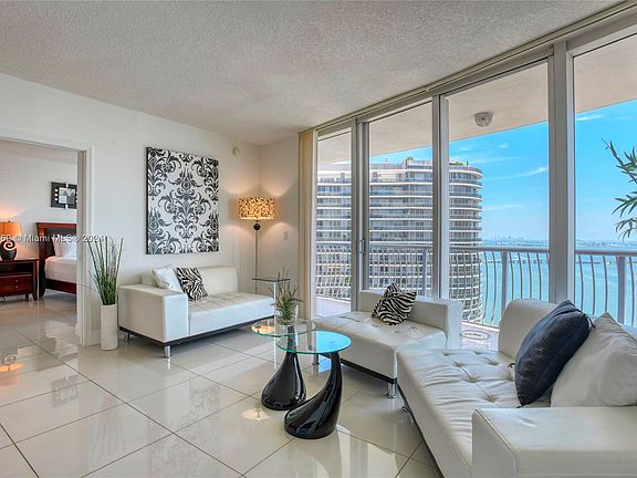 5th image of 1750 N Bayshore Dr APT 5101