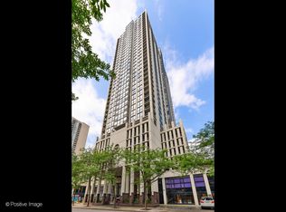 1122 N Clark St APT 3909, Chicago, IL 60610