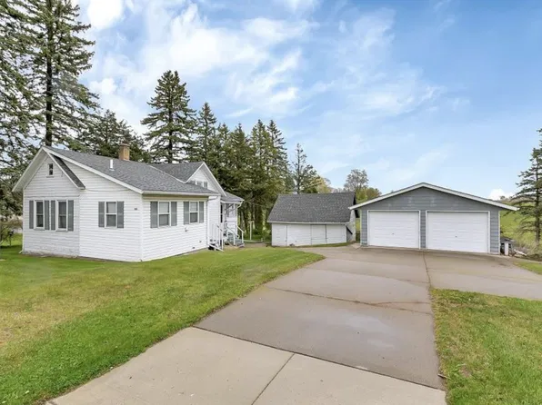 540 4th St, Holdingford, MN 56340