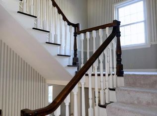 2324 Oxford Rd, Columbus, OH 43221