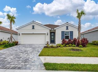 483 Daylily Blvd, Nokomis, FL 34275