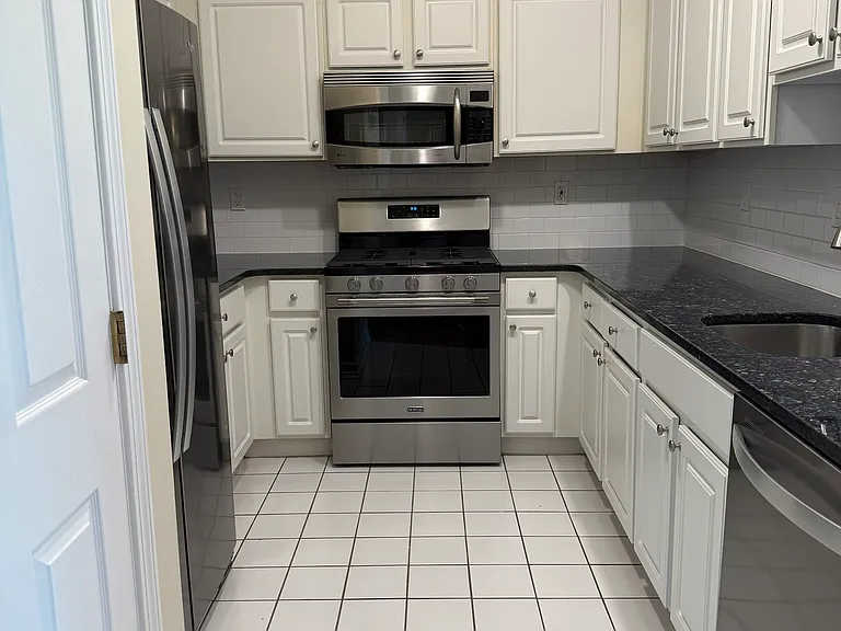 105 Richards Ave #2508 — Photo 5