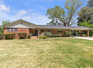 2037 Pine Tree Trl, Gainesville, GA 30501