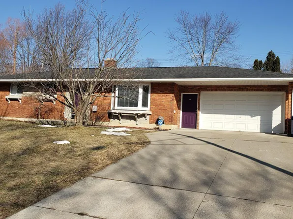 764 Joyceil Dr, Waterford, MI 48328