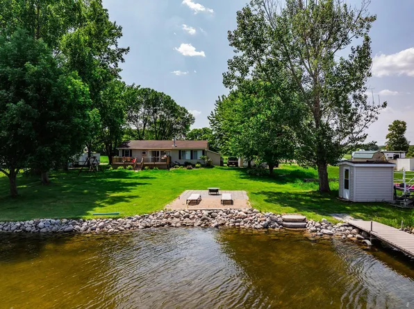 3832 Norris Ave NW, Annandale, MN 55302