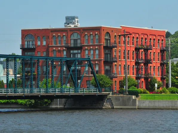 801 Monroe Ave NW APT 302, Grand Rapids, MI 49503