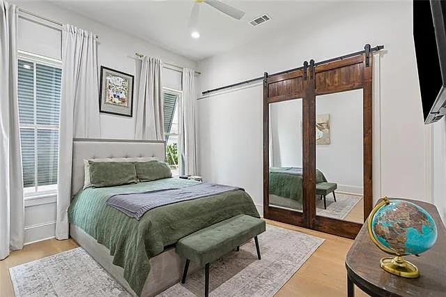 141 Bay Tree Manor Dr — Photo 15