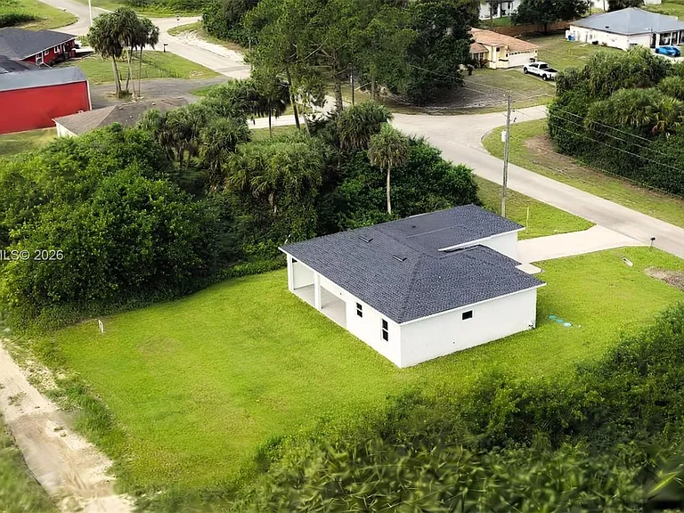 6108 Stratton Rd — Photo 27