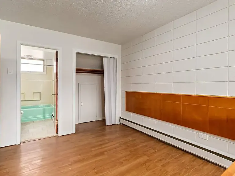 721 7th Ave S #13 — Photo 15