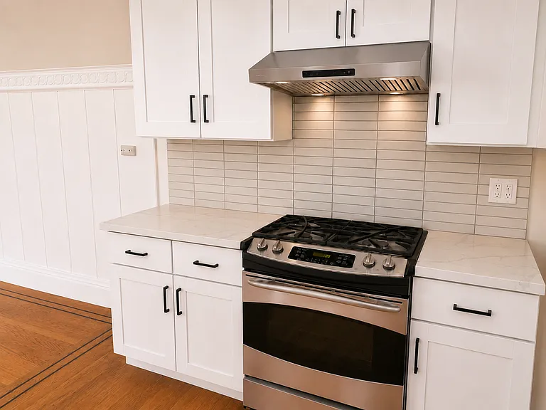 60 Sumner St #2 — Photo 8