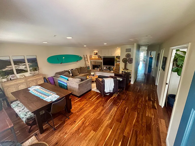 2064 Glasgow Ave — Photo 4