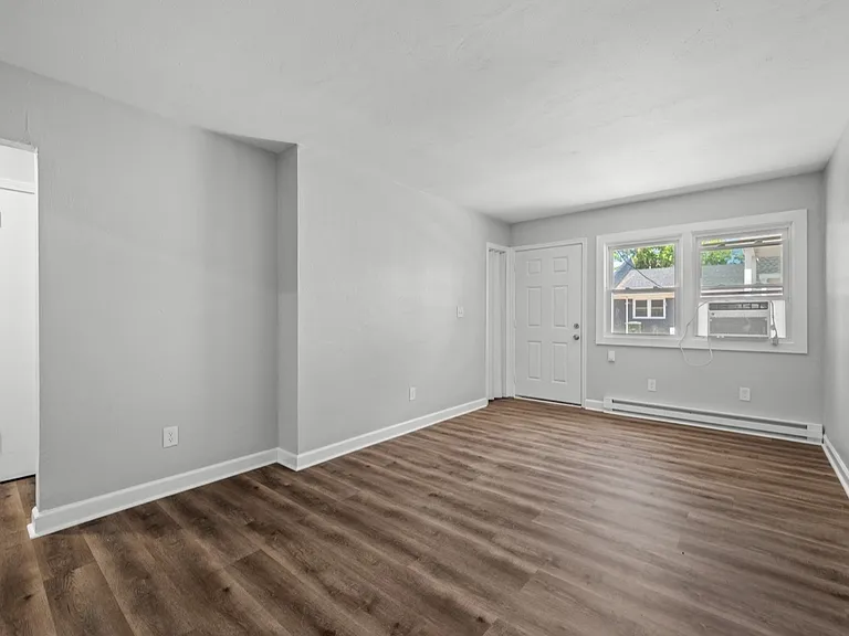 9534 20th Bay St #9 — Photo 6