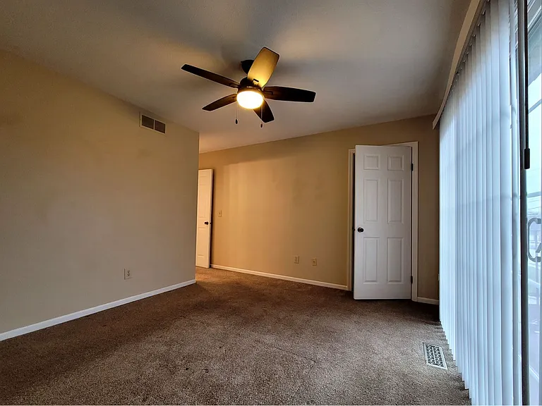 3407 Spanish Villa Dr #1 — Photo 39