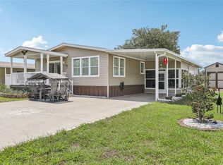 36850 Lakewood Dr, Zephyrhills, FL 33542
