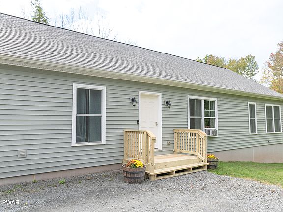 3rd image of 88 Woodlyn Ln S