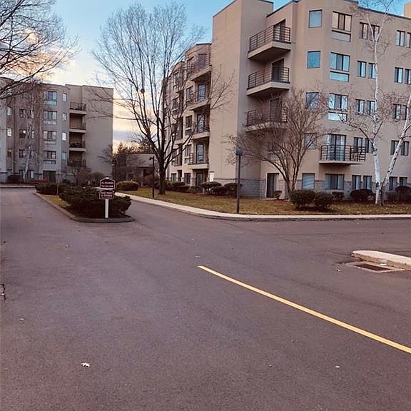 Whitney Commons Condominiums Hamden, CT Zillow