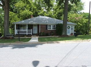 21 W Highland Ave, Granite Falls, NC 28630