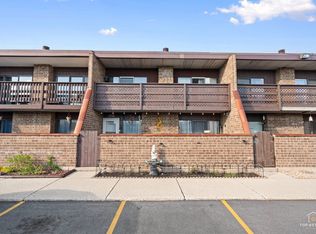 1209 Kenneth Cir, Elgin, IL 60120