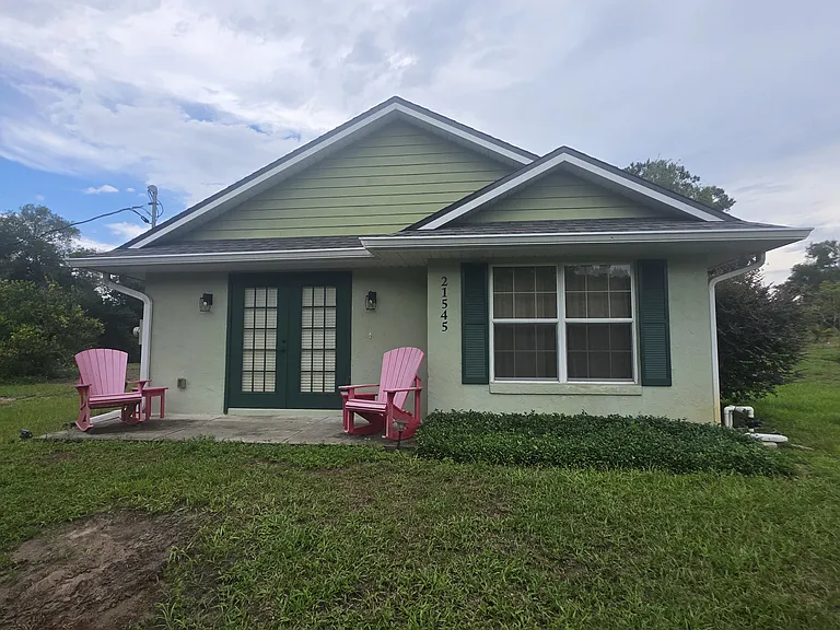 21545 Lake Seneca Rd — Photo 1