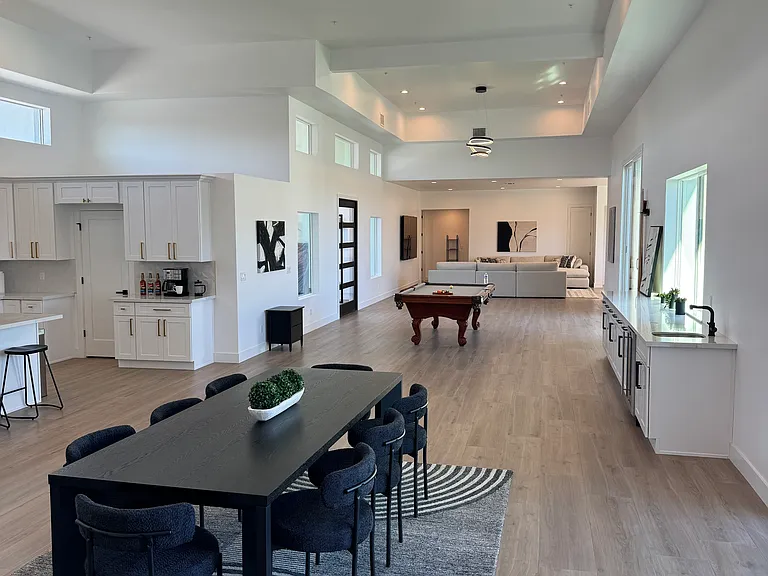 12027 N Miller Rd — Photo 15