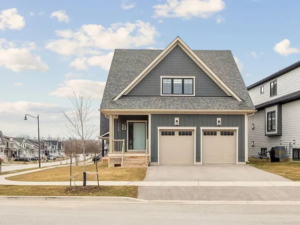 163 Courtland St, The Blue Mountains, ON L9Y 5L7