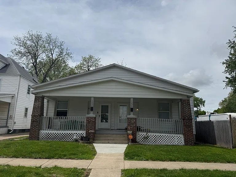 1235 N 8th St — Photo 1