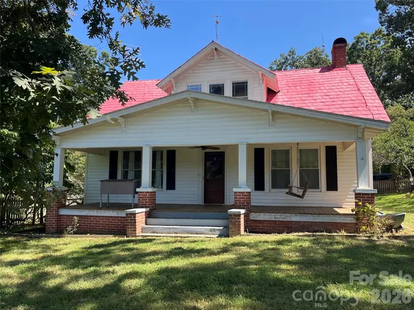 4156 Rocky Springs Rd, Hiddenite, NC 28636