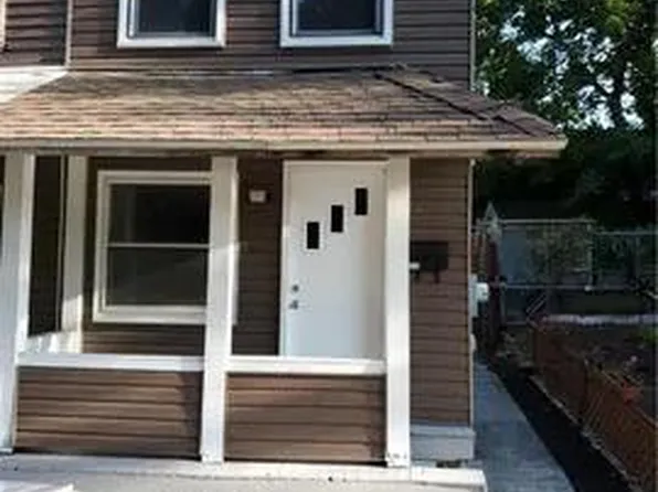 212 E Snyder Ave, Lansford, PA 18232