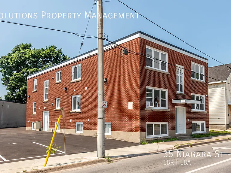 35 Niagara St #8 — Photo 9