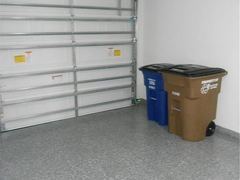320 Poplar St — Photo 28