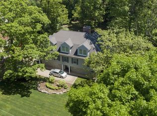 147 Fells Rd, Essex Fells, NJ 07021