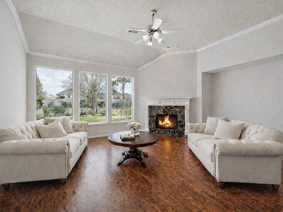 3rd image of 4635 Countrymeadows Dr