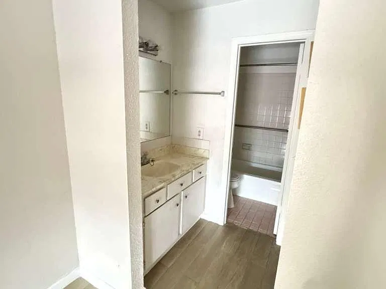 2901 Central Blvd #103 — Photo 16