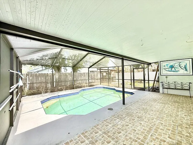 11316 Maybrook Ave — Photo 55