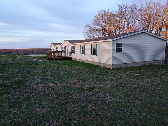 3rd image of 1994 E 455th Rd