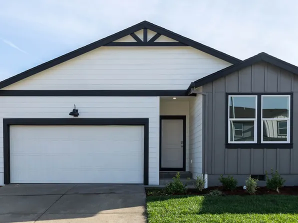 Moreland Plan, East Park Village