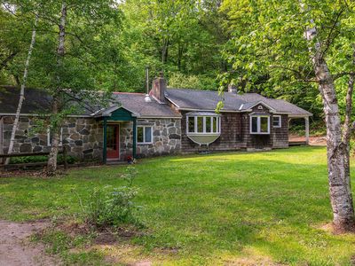 2277 VT Rt 30, Jamaica, VT, 05343