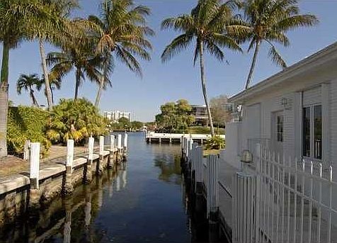 Dock 