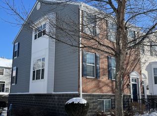 15726 Fox Cir, Apple Valley, MN 55124