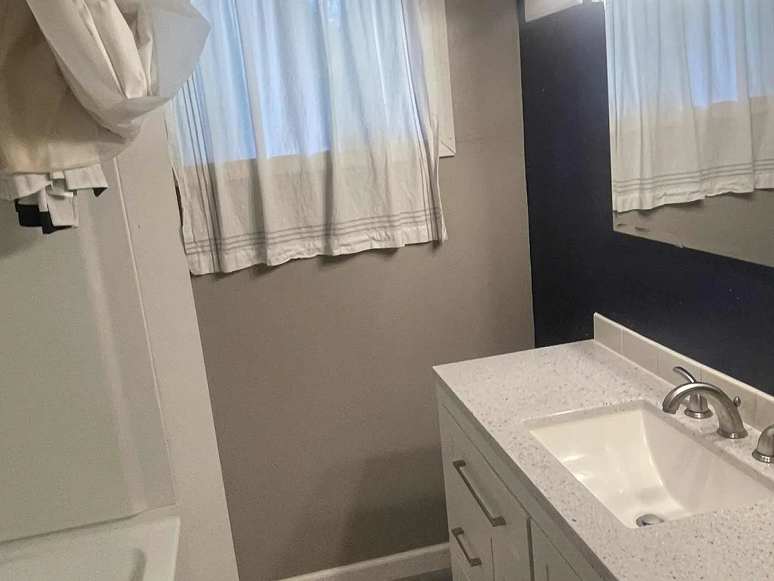 2 bed, 781 sqft, $1,550 — Photo 4