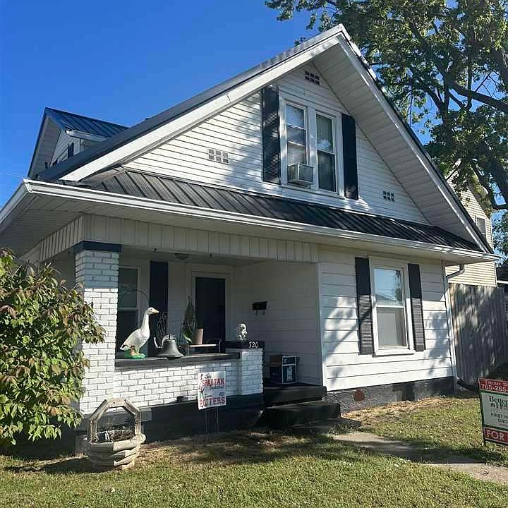 1st image of 720 Lee St