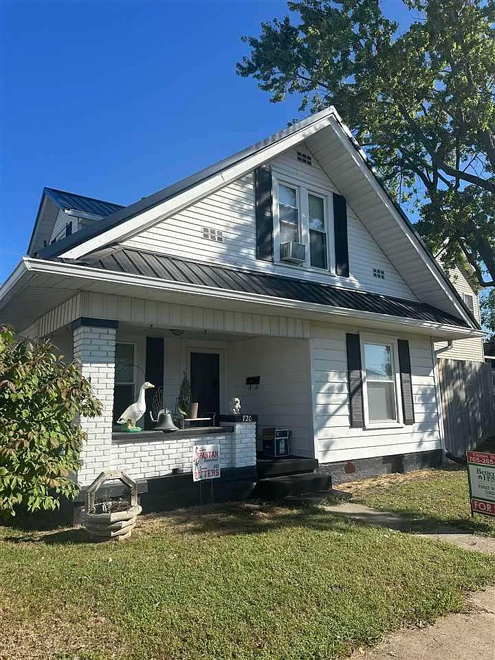 720 Lee St photo 1