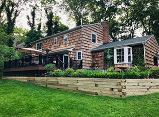 102 Wilson Dr, Port Jefferson, NY 11777