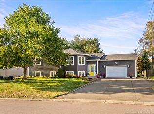 72 Pelagie St, Dieppe, NB E1A 7R7