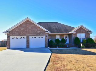 100 Fairbrook Cir, Cullman, AL 35058