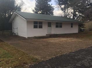 107 Grove St, Marshall, AR 72650