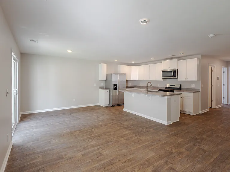 236 Spencer Cir — Photo 9