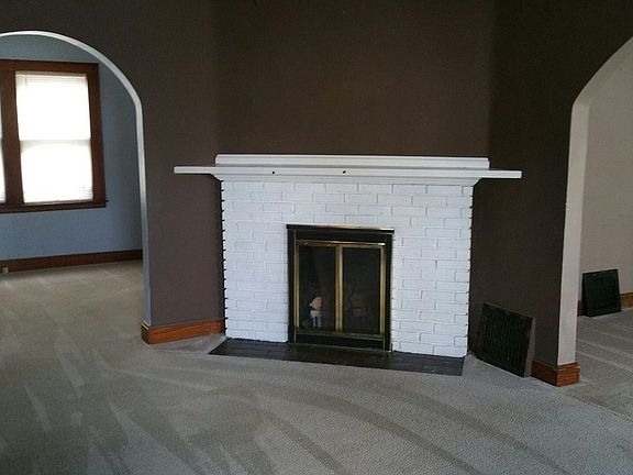 2nd image of 2517 Park St