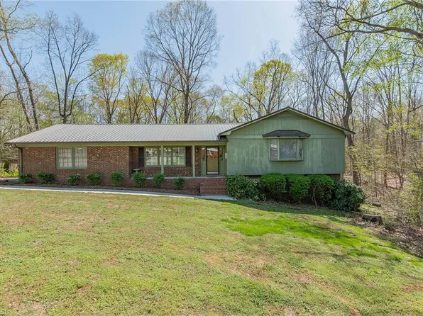1505 Wildlife Cir, Lexington, NC 27292